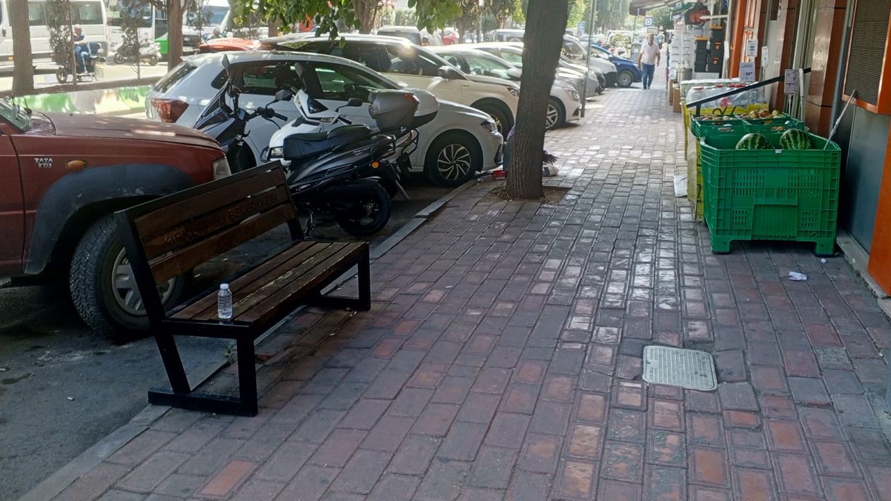 Uzun Caddelerde Yayalara Mola Noktaları