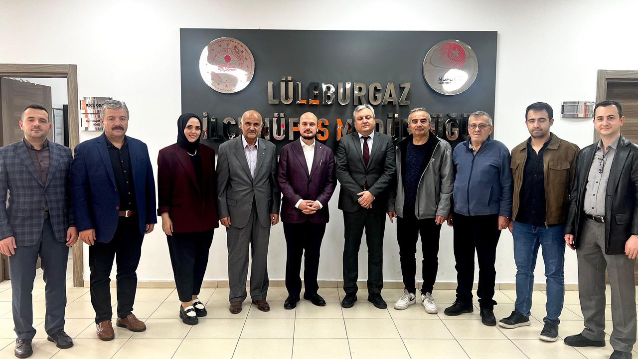 AK Parti Teşkilatından İlçe Nüfus Müdürlüğüne Ziyaret