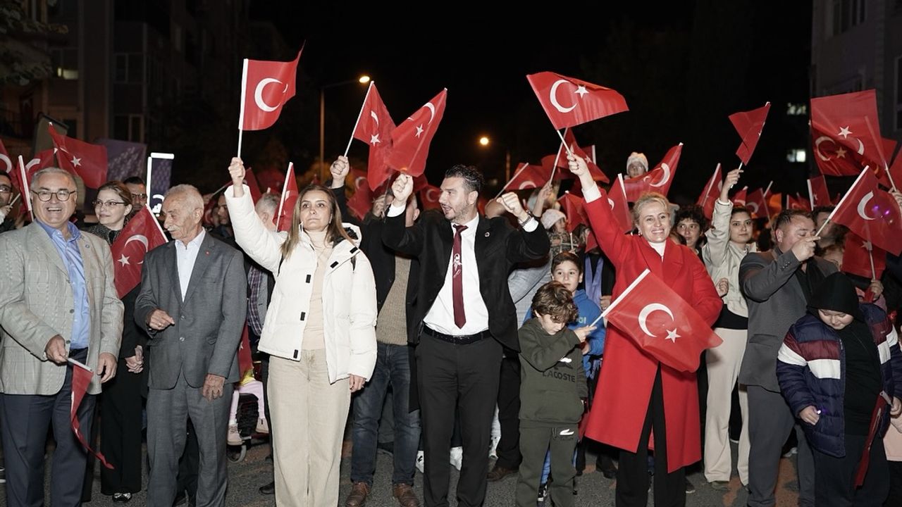 Babaeski’de Cumhuriyet Coşkusu Fener Alayıyla Yaşandı