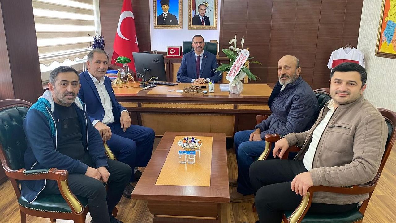 Karadenizliler Derneği’nden Kaymakam Özderin’e Ziyaret