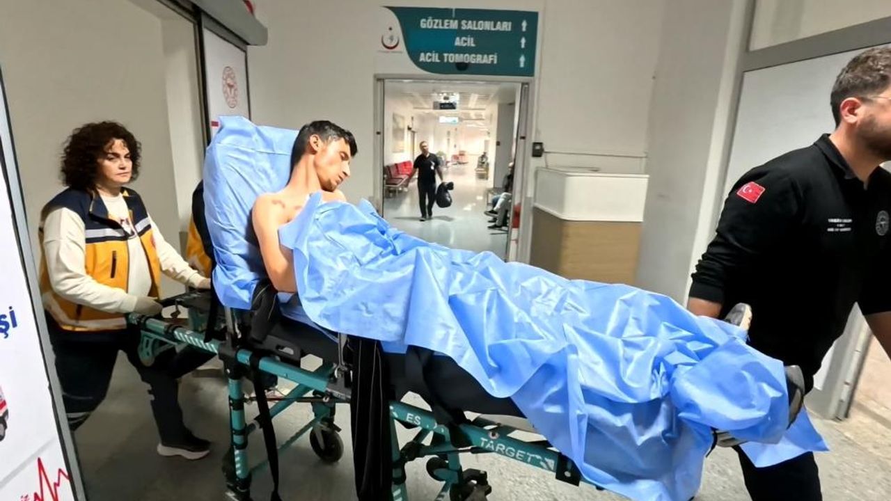 Aksaray'da 16 yaşındaki çocuk tartıştığı genci bıçakla ağır yaraladı