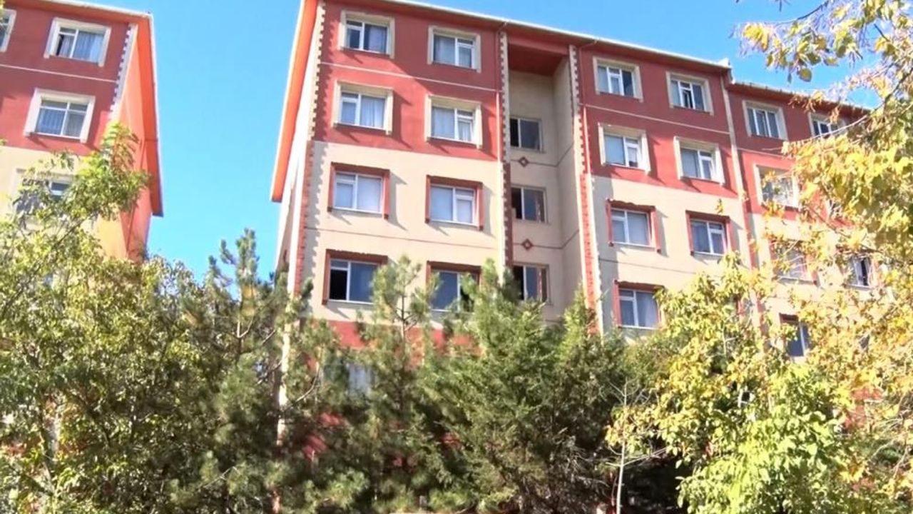 Beylikdüzü’nde evde çıkan yangında bedensel engelli şahıs hayatını kaybetti