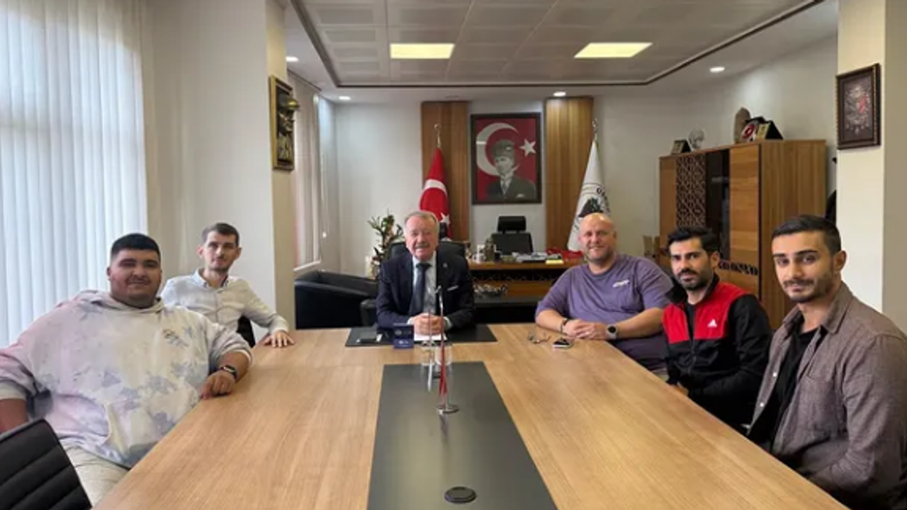 Üsküpspor’dan Belediye Başkanı Çallı’ya Teşekkür Ziyareti