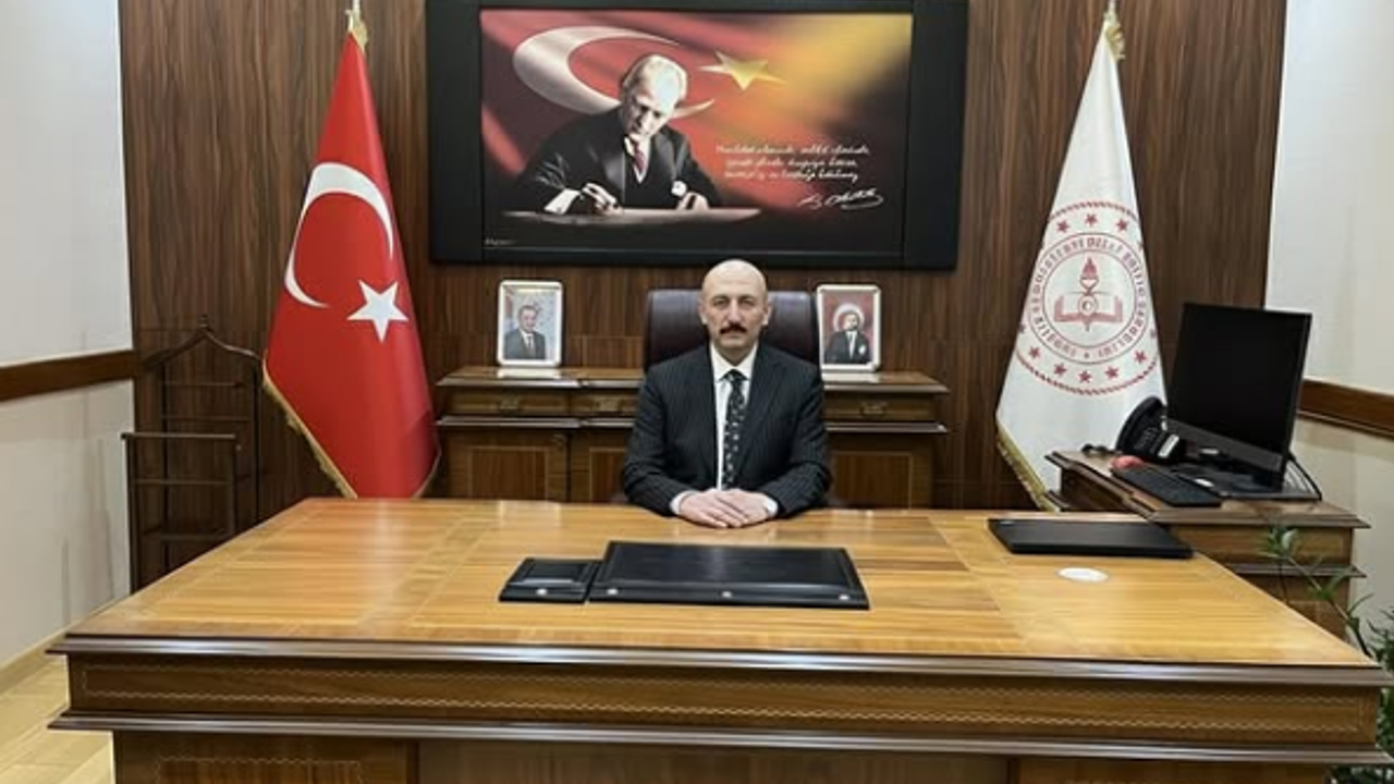 Altınöz: “Cumhuriyet, Bir Milletin Yeniden Dirilişidir”