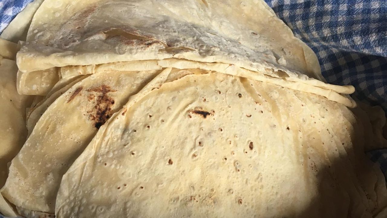 Kırklarelililerden Kış Hazırlığı: Gözleme Yapımı Sürüyor