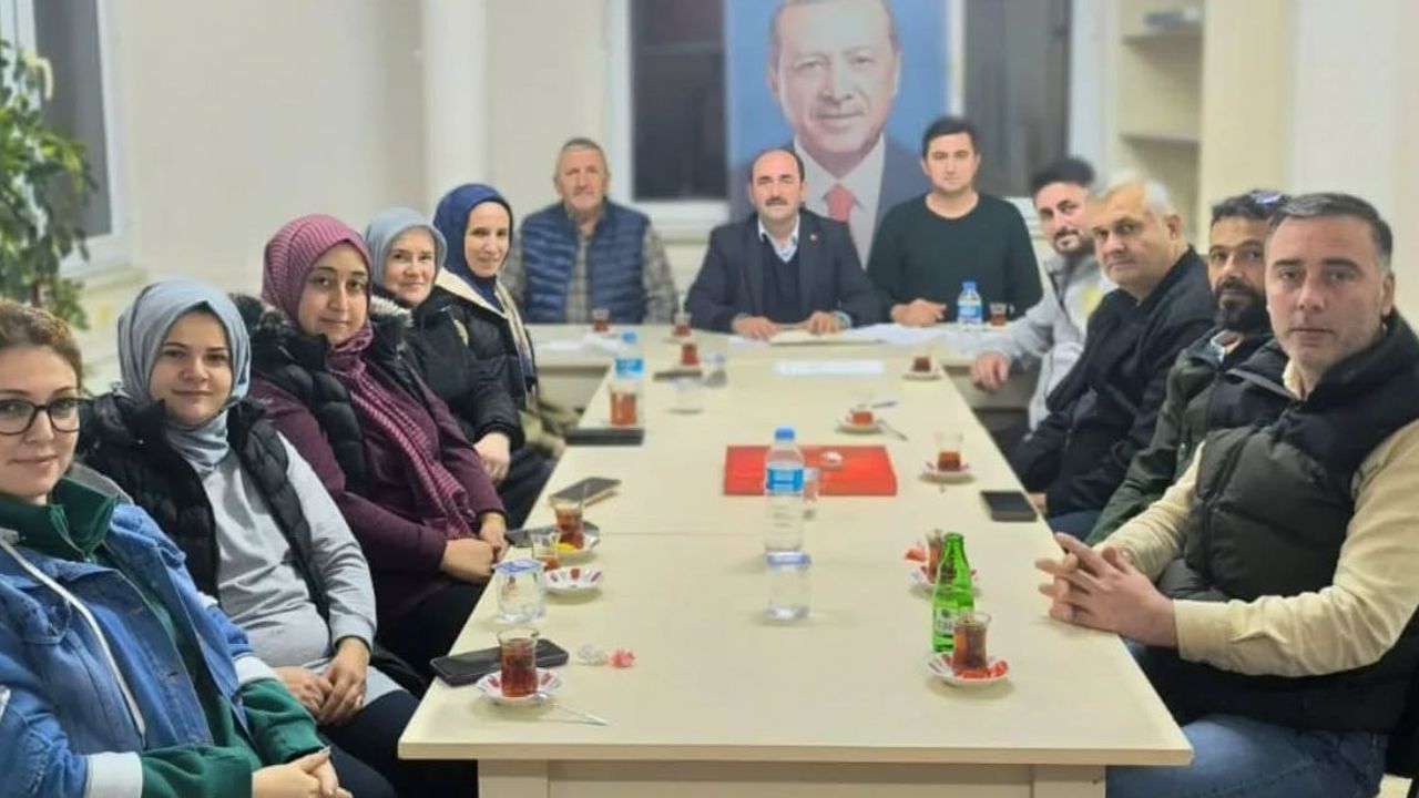 Demirköy’de Teşkilat Toplantısı Düzenlendi
