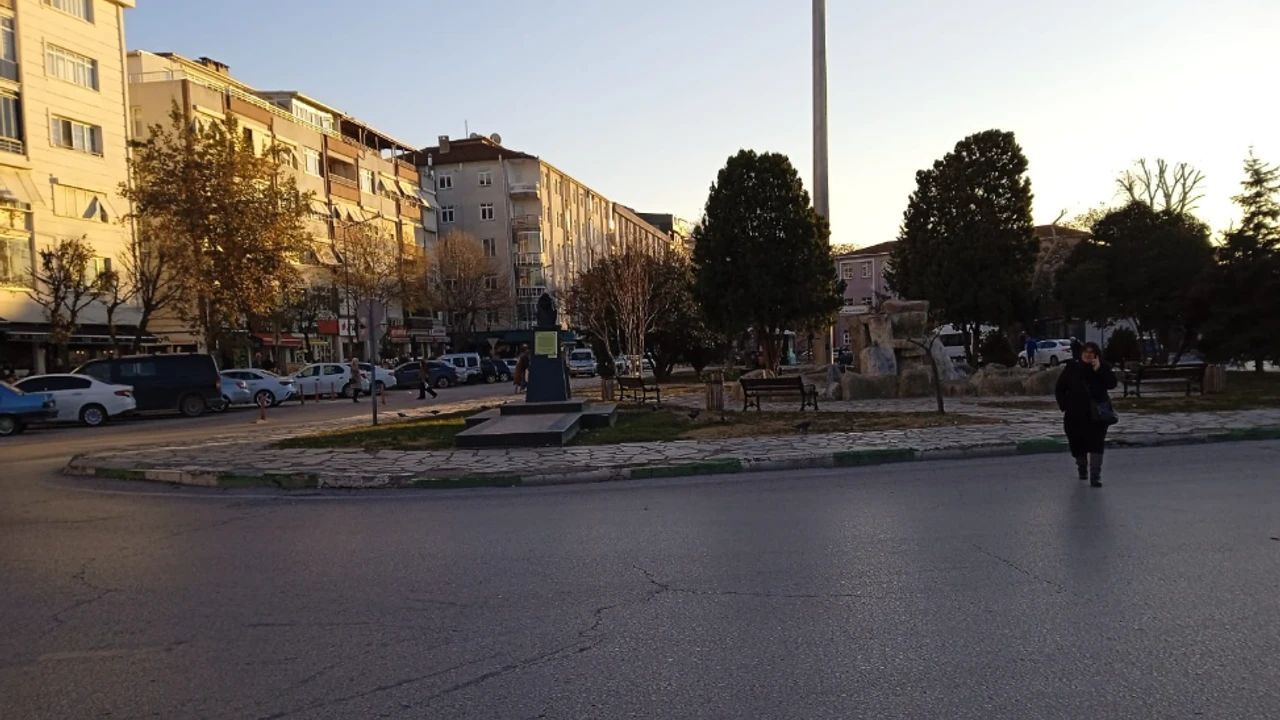 Bugün Parçalı Bulutlu Olacak