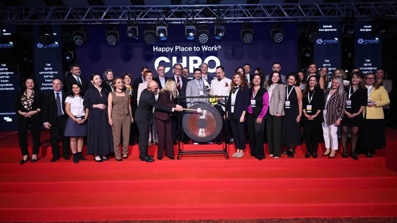 CHRO 100 – Türkiye'nin En Yetkin CHRO'ları Oylaması, Divan Kuruçeşme'de Çalınan Gong ile Başladı