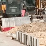 İnşaat işçisi silindirin çarpması sonucu yaralandı