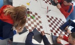 Öğrenciler Satranç Kulübünde Yeteneklerini Keşfediyor