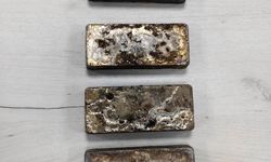 Cep telefonu şeklindeki getirdiği 14 kilo gümüş külçe Bulgar gümrüğüne takıldı