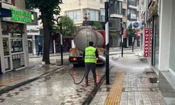 Belediye Ekipleri Şehrin Temizliği İçin Çalışıyor