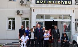 Dernek Yönetiminden Özalp’e Tebrik Ziyareti