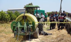 Traktör ile ilaç tankının arasındaki şafta kıyafetleri dolanan kız feci şekilde can verdi