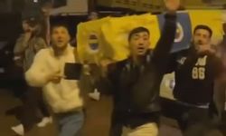 Bursa'da Galatasaray taraftarları Fenerbahçe tabutu taşıdı