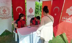 Edirne ve Kırklareli'de Çocuklara Bayramlık Hediye Kartı Dağıtıldı