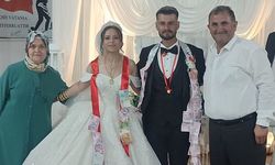 Başkan İlhan Arı, Cansu ve Erol’un Düğününe Katıldı