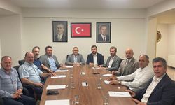 AK Parti İlçe Başkanları Toplantıda Buluştu