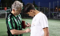 25 yıl sonra Kocaelispor’un anma etkinliğinde bir araya geldiler