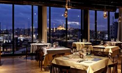 İSTANBUL’UN MANZARASINI EŞSİZ LEZZETLERLE BULUŞTURAN 5 FINE DINING RESTORAN...