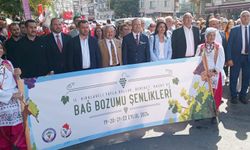 15. Kırklareli Yayla Bolluk Bereket Hasat ve Bağ Bozumu Şenlikleri Kortejle Başladı