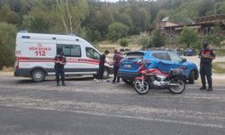 Domaniç'te otomobil ile motosiklet çarpıştı: 1 yaralı