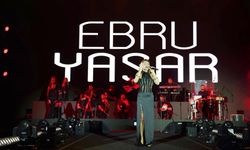 Ebru Yaşar Diyarbakır'ı salladı