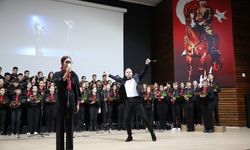 Atatürk Edremit’te özlemle anıldı