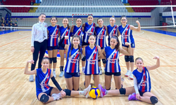 Bahçeşehir Koleji Yıldız Kız Voleybol Takımından Galibiyet