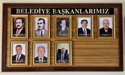 Başkanların Anısına Yapılan Tablo Belediyeye Asıldı