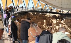 Göbeklitepe kış aylarında da ziyaretçi akınına uğruyor