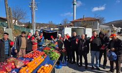 CHP Teşkilatı Kofçaz Pazarında Vatandaşlarla Buluştu