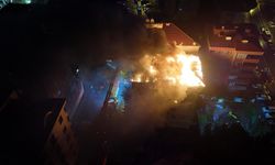 Gece yarısı 5 katlı binada yangın