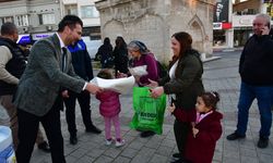 Babaeski Belediyesi’nden Ramazan Ayında Pide İkramı