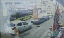 Belediye otobüsü 4 araca böyle çarptı