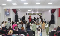 Üsküp’te Anneler Günü’ne Özel Coşkulu Gece