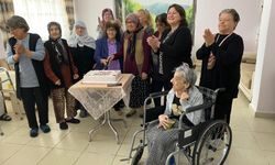 Lüleburgaz Huzurevi’nde Anneler Günü Kutlaması