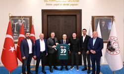 Kırklarelispor Yönetiminden Vali Turan’a Ziyaret