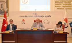 Atatürk Heykeli İçin Hazırlıklar Sürüyor