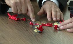 Yaşlı çiftten insanlığa 'altın' dokunuş