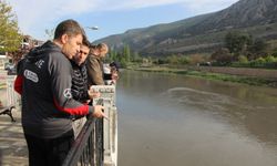 Amasya'da Yeşilırmak Nehri'nde balık ölümleri yaşandı