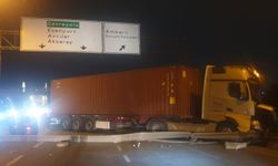 Beylikdüzü’nde kontrolden çıkan tır ortalığı birbirine kattı: 1 ölü, 2 yaralı
