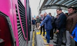 İstanbul Valisi Gül, metrobüs kazasında yaralanan vatandaşları ziyaret etti