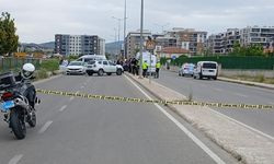 Boşanma aşamasındaki eşini kafasından silahla vurarak öldürdü