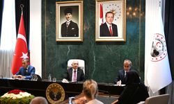 Vali Turan, Vatandaşlarla Birebir Görüşmeye Devam Ediyor