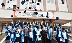 Başkan Yayla, Mezuniyet Sevincine Ortak Oldu
