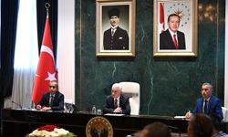 Vali Uğur Turan, Vatandaşlarla Birebir Görüşmeye Devam Ediyor
