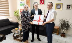 Çanakcıoğlu Çiftinden İl Müdürü Özbaş’a Veda Ziyareti