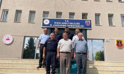 Başkan Arı ve Muhtarlardan Jandarma Komutanına Ziyaret