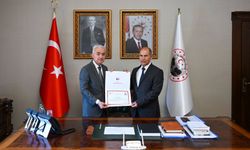 Vali Uğur Turan’dan Meteoroloji Müdürü İsmail İpek’e Veda